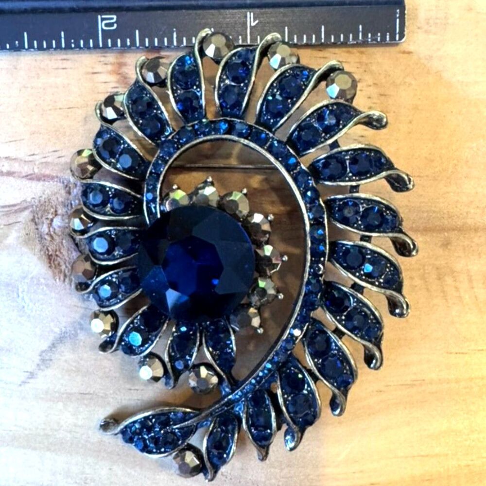 VTG Royal Dark Navy & Gold Rhinestone Swirl Brooch Size 3" L x 2" W Mid Century